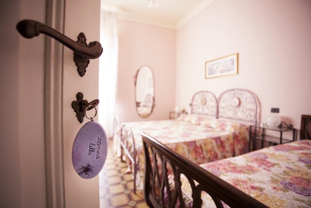 Liberty Guest House Lucca Room photo